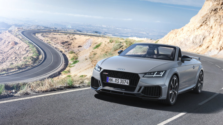 Audi vernieuwt TT RS Coupe en Roadster