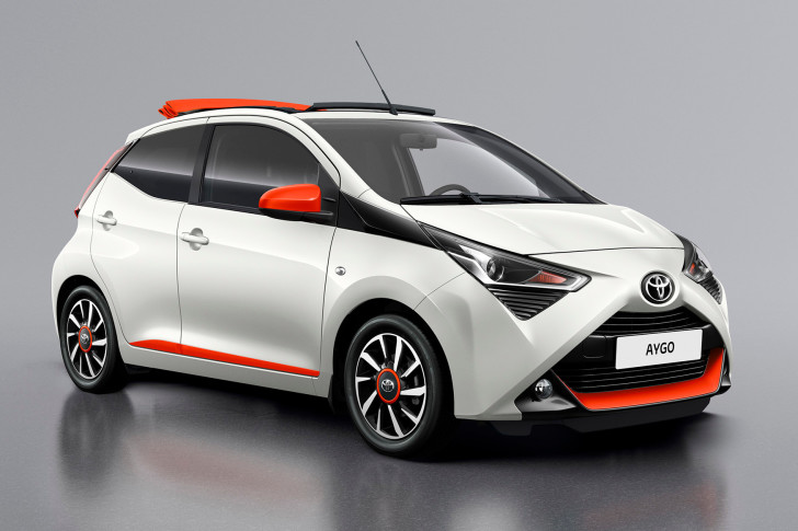 Publieksdebuut voor Toyota AYGO x-otic en AYGO x-cite