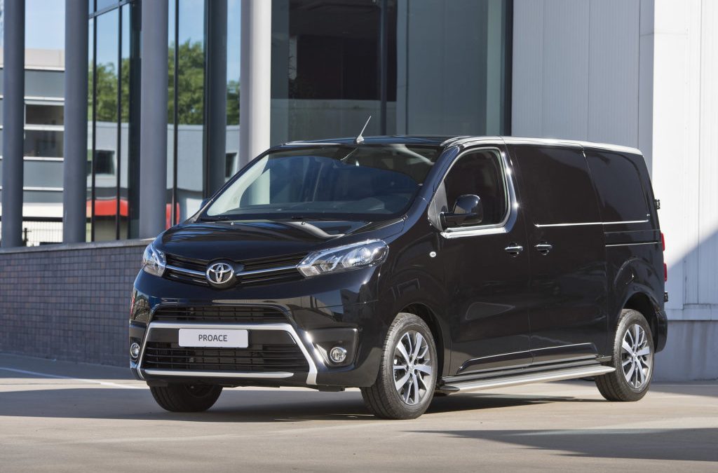 Toyota kondigt elektrische Proace aan