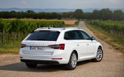 Vernieuwde Skoda SUPERB heeft een prijs