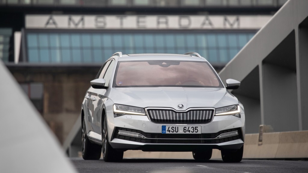 Skoda Superb iV nu in de showroom