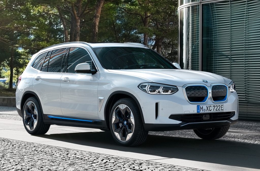 BMW introduceert iX3