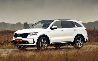Kia Sorento Plug-in Hybrid kost 49.595 euro