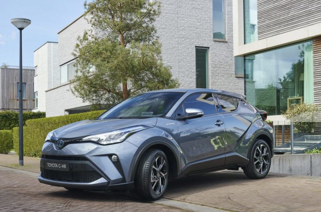 Toyota verlaagt tijdelijk prijs hybrides