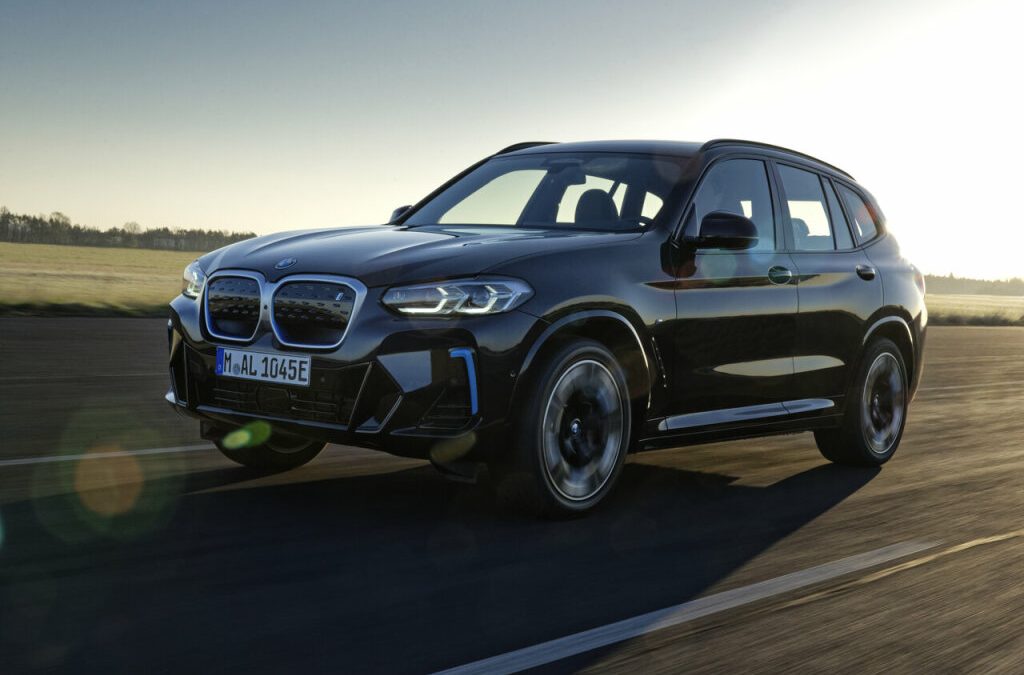BMW vernieuwt iX3